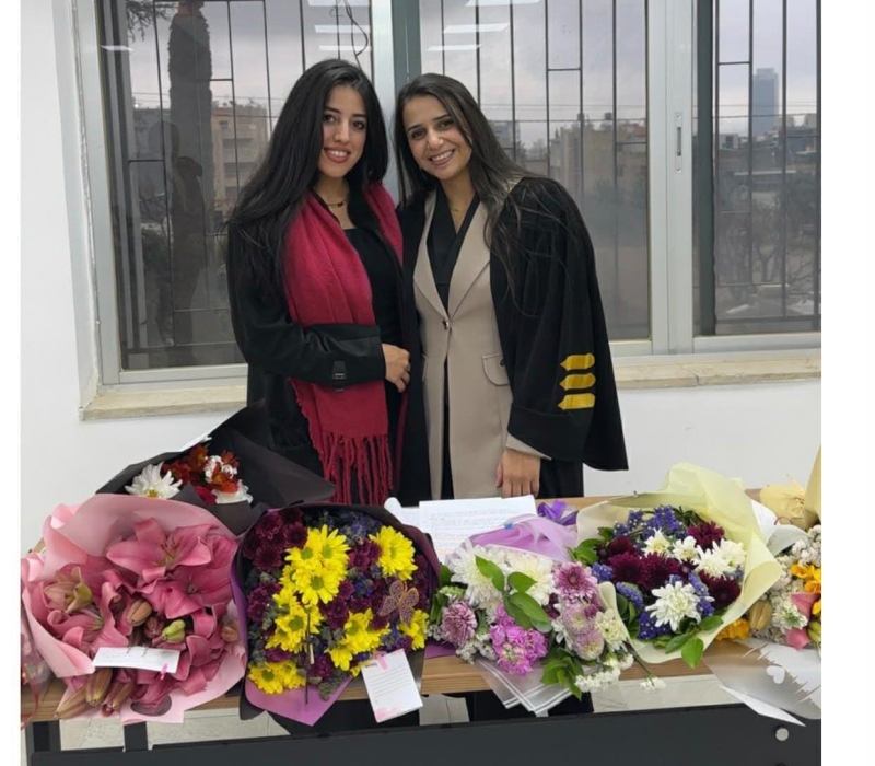 نيروز الجبور تهنئ بتول جمال ارتيمة بإجازة بحثها للانتقال إلى سجل المحامين المزاولين