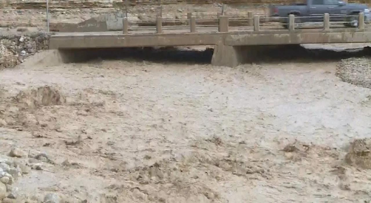 تحذير من جريان السيول في الأغوار الجنوبية حتى صباح الجمعة