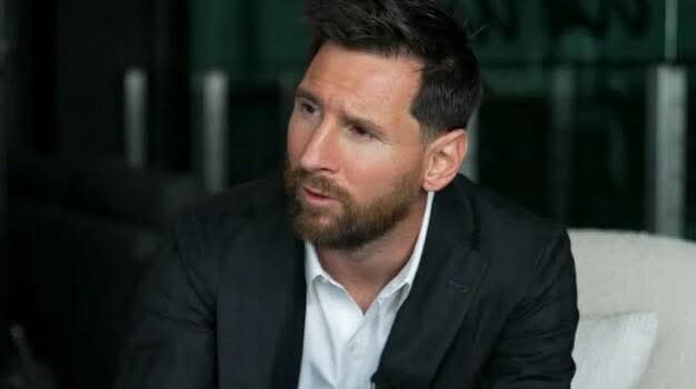 باتيستوتا: مارادونا يتفوق على ميسي بكاريزمته وتأثيره