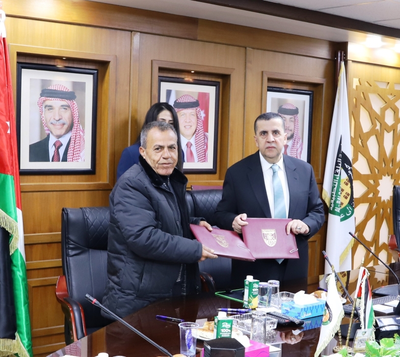 توقيع اتفاقيتين لإنشاء مبنى كلية الأميرة رحمة الجامعية