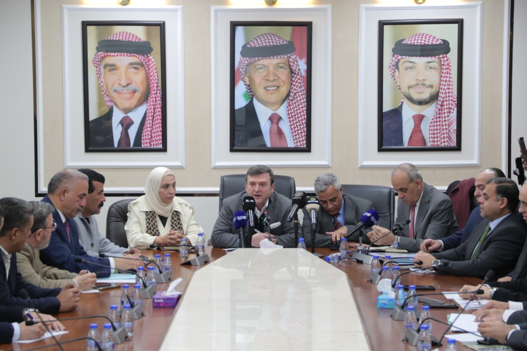 السياحة النيابية تبحث تحديات القطاع وتدعو لدعم عاجل وحزم تحفيزية