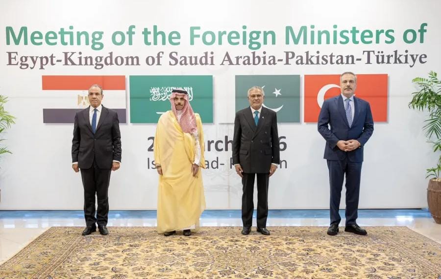 وزير الخارجية السعودي يجري مباحثات مكثفة مع نظرائه الباكستاني والمصري والتركي بشأن حرب إيران