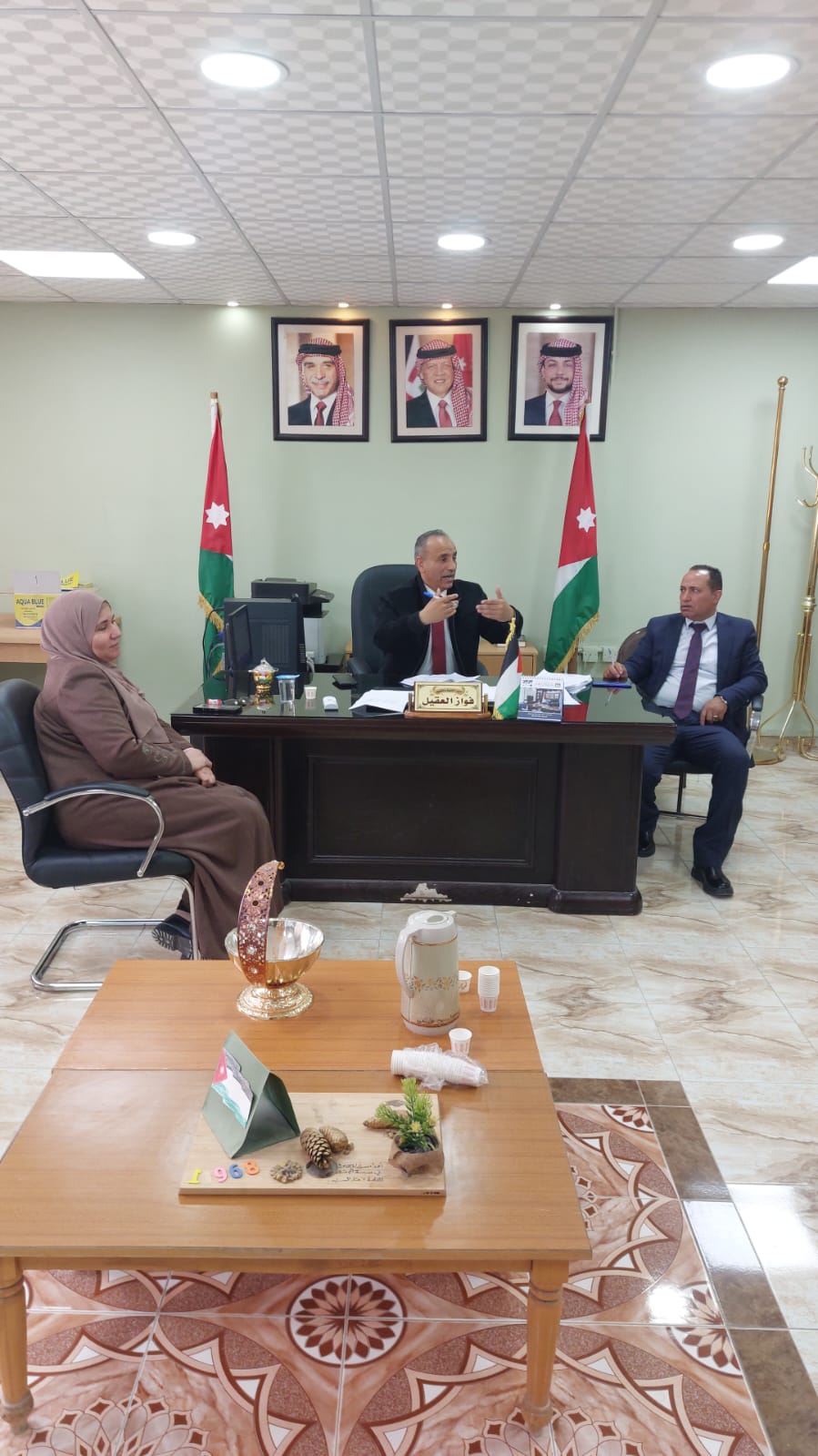 العقيل يعقد اجتماعا للجنة المخاطر.