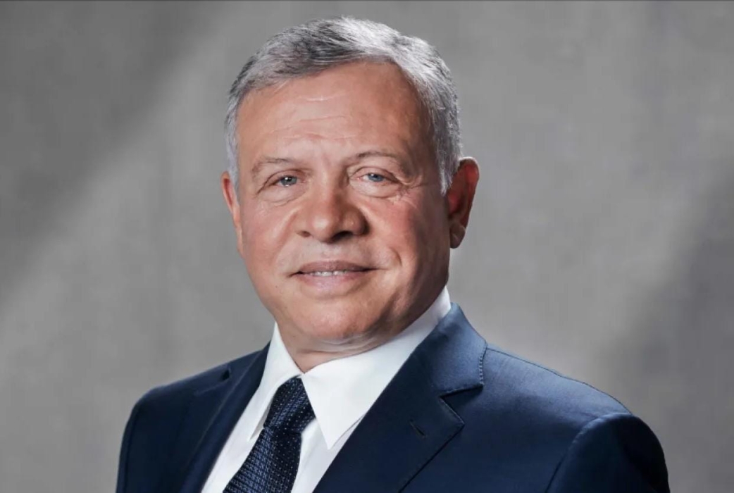 الملك يعود إلى أرض الوطن بعد زيارة إلى السعودية