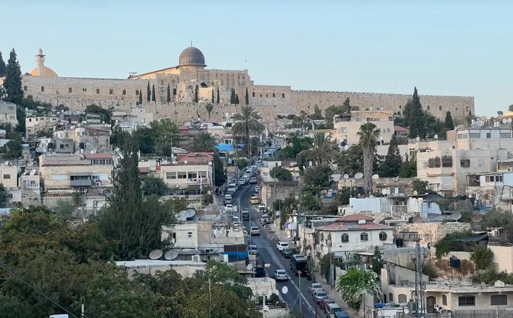 إغلاق الأقصى يتواصل لليوم 31 وسط تحذيرات من فرض واقع ديني جديد في القدس