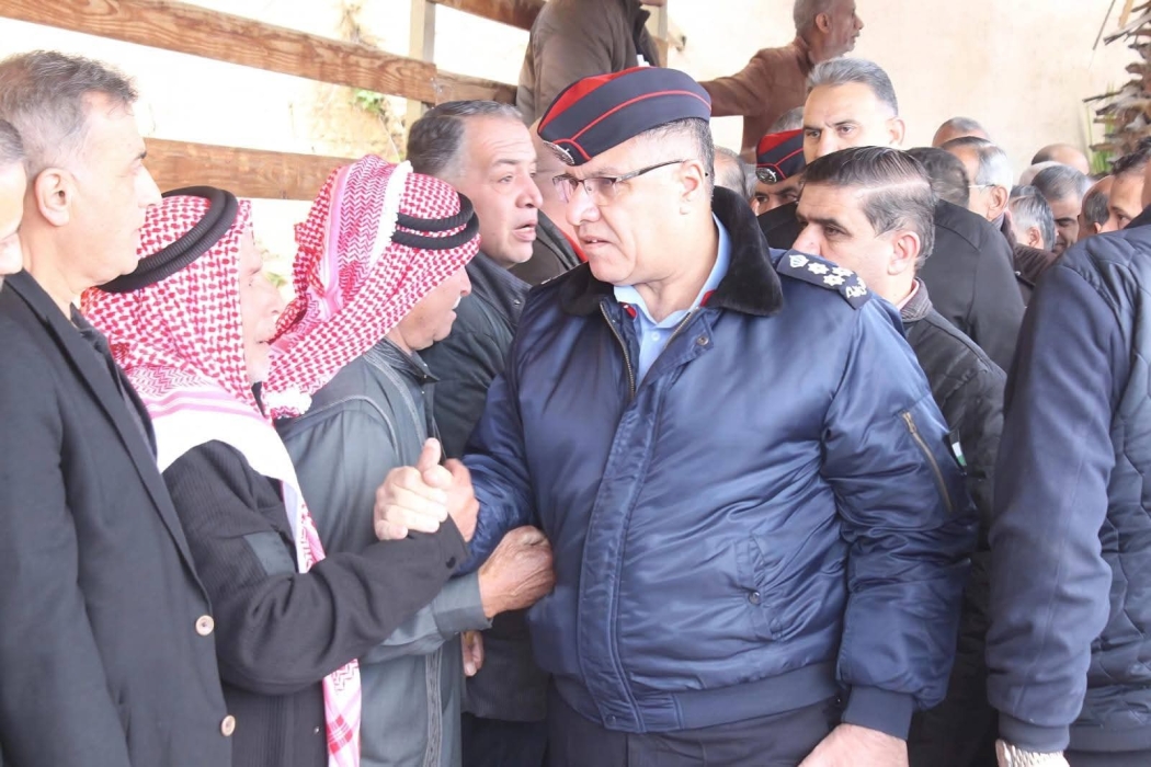 تشييع جثمان المقدم المتقاعد معمر سليمان عبدالقادر العطيات...صور