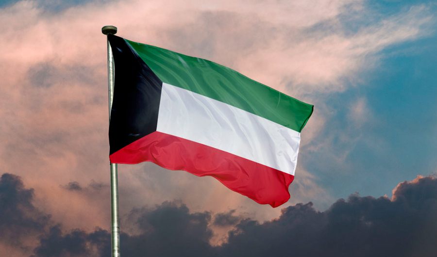 حريق كبير في مطار الكويت بعد اعتداءات بمسيّرات إيرانية
