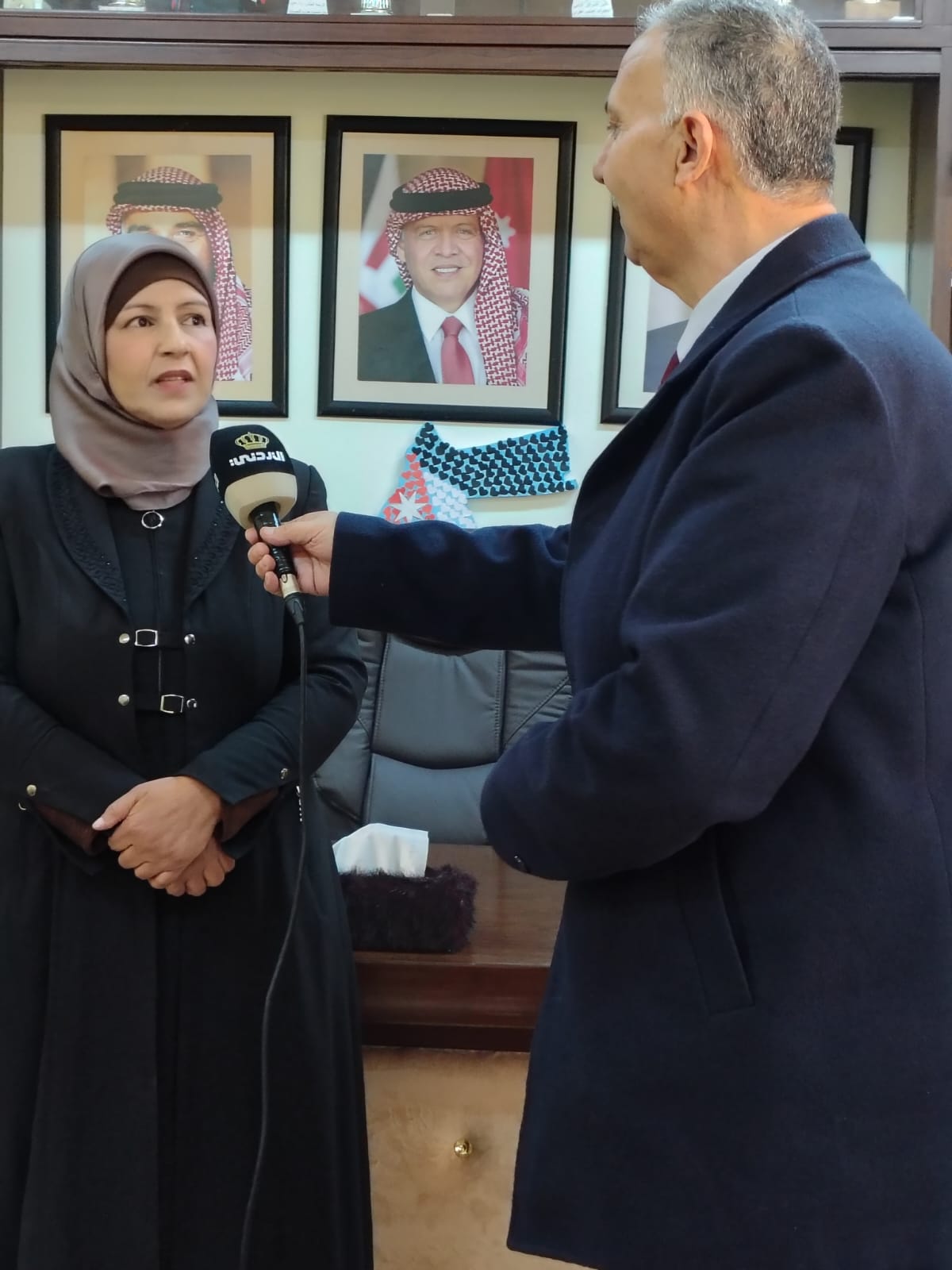 الحكومة تطلق المرحلة الأولى من مشروع النقل المدرسي المجاني