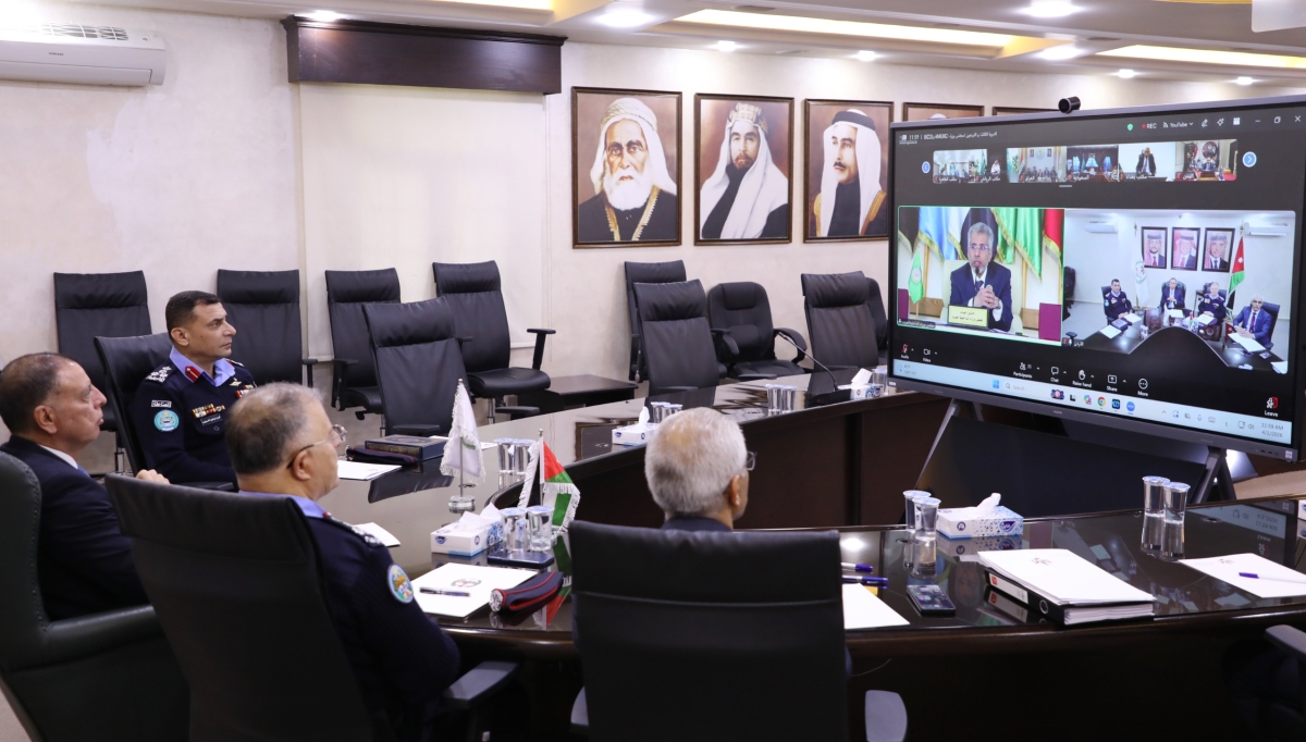 وزير الداخلية يشارك في أعمال الدورة التالثة والأربعين لمجلس وزراء الداخلية العرب