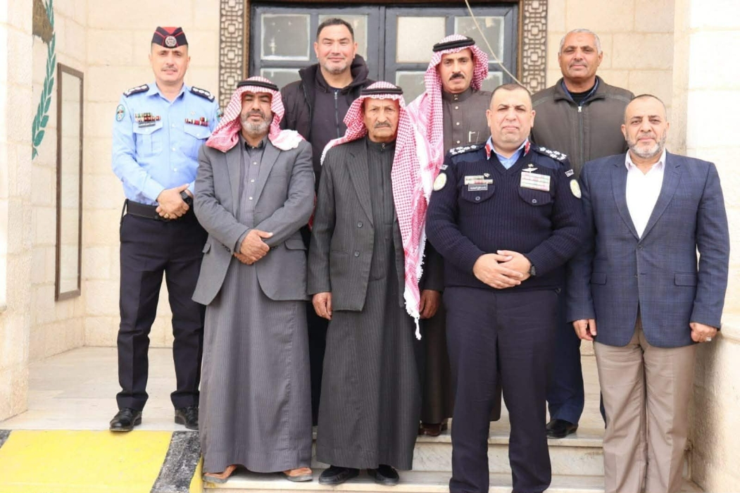 مديرية الأمن العام  تُكرم اللواء المتقاعد مصلح سلامة المحادين من الرعيل الأول