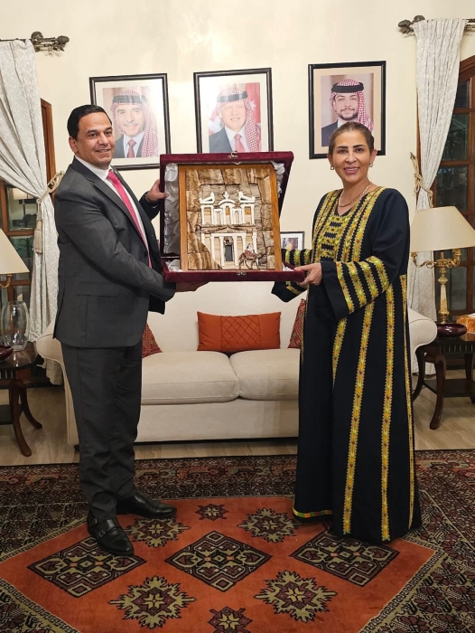 السفيرة غنيمات تستقبل وفد الطاقة النيابية في الرباط وتؤكد أهمية الدبلوماسية البرلمانية
