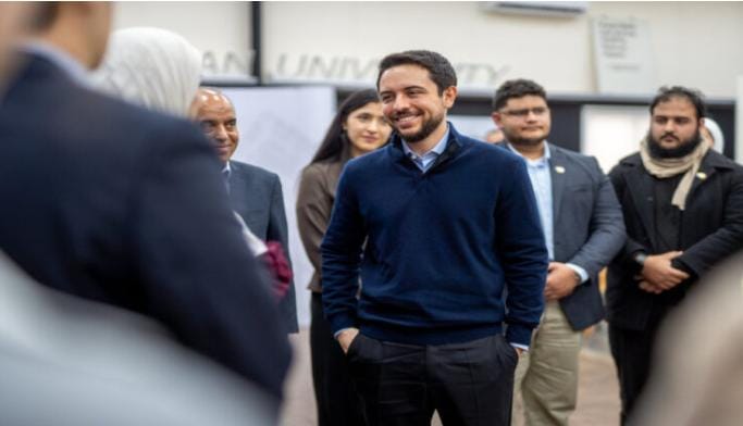 سمو ولي العهد يؤكد خلال زيارته إلى الجامعة الألمانية أهمية تمكين الشباب