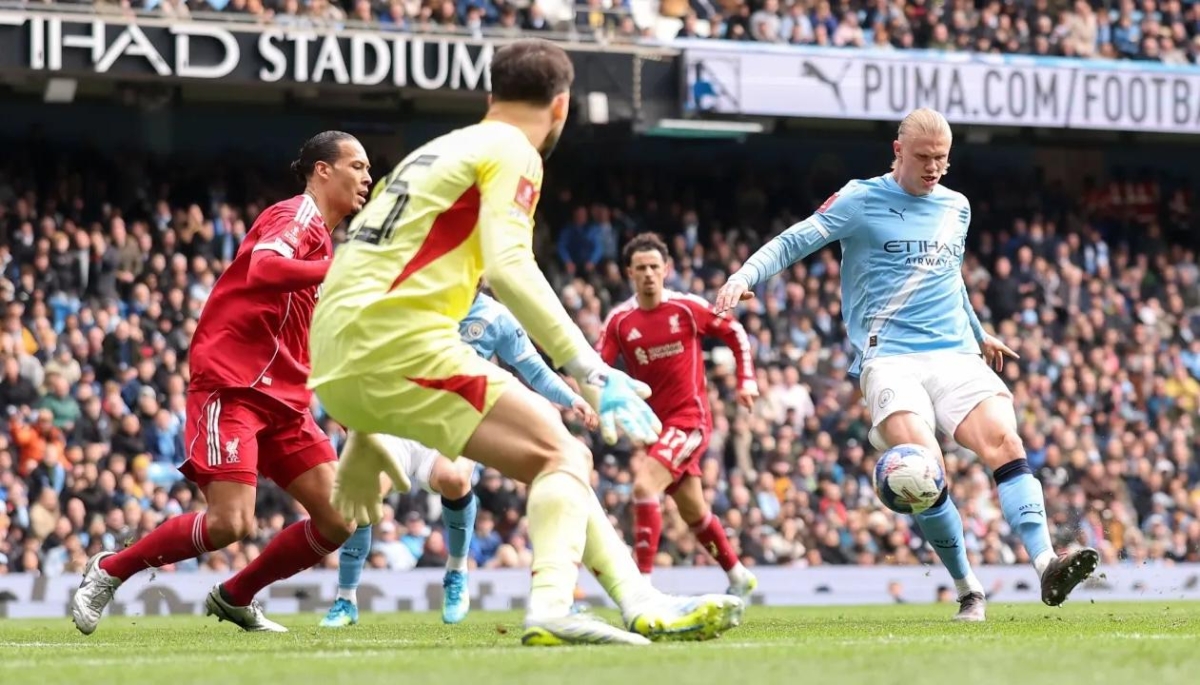 إعصار هالاند يدمر ليفربول .. فوز عريض للسيتي في الكأس