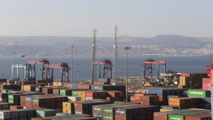 64 سفينة ستصل العقبة خلال أيام مع حجم مناولة متوقع يصل إلى نحو 699 ألف طن