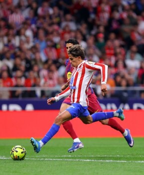 الليغا: برشلونة يجتاز مطب اتلتيكو مدريد بنجاح ويقترب من تحقيق اللقب