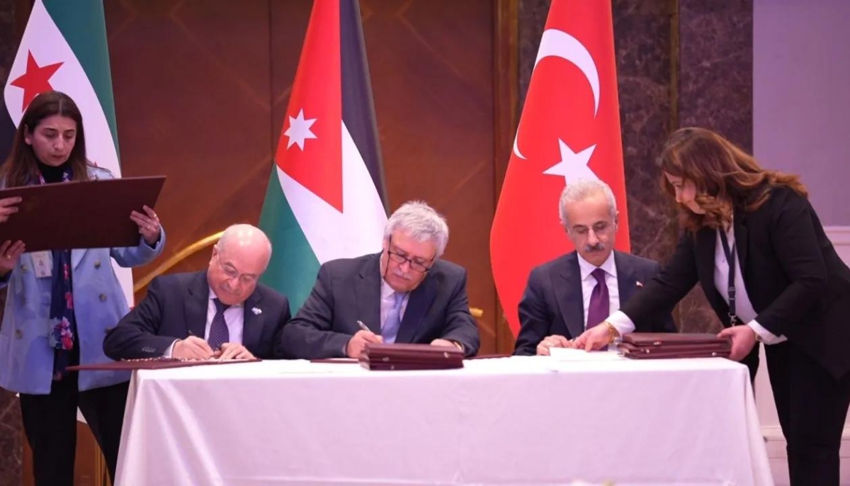 توقيع مذكرة تفاهم في قطاع النقل بين الأردن وسورية وتركيا