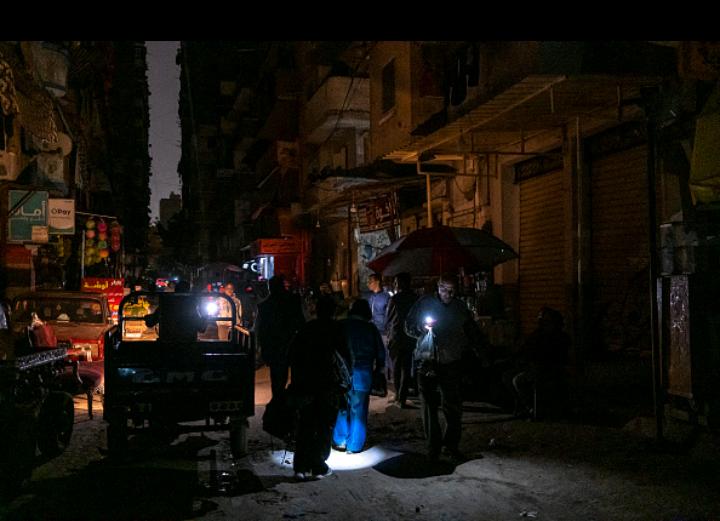 كارثة عالمية.. إيران تهدد بإغراق الغرب في ”ظلام دامس”! من خلال اليمن