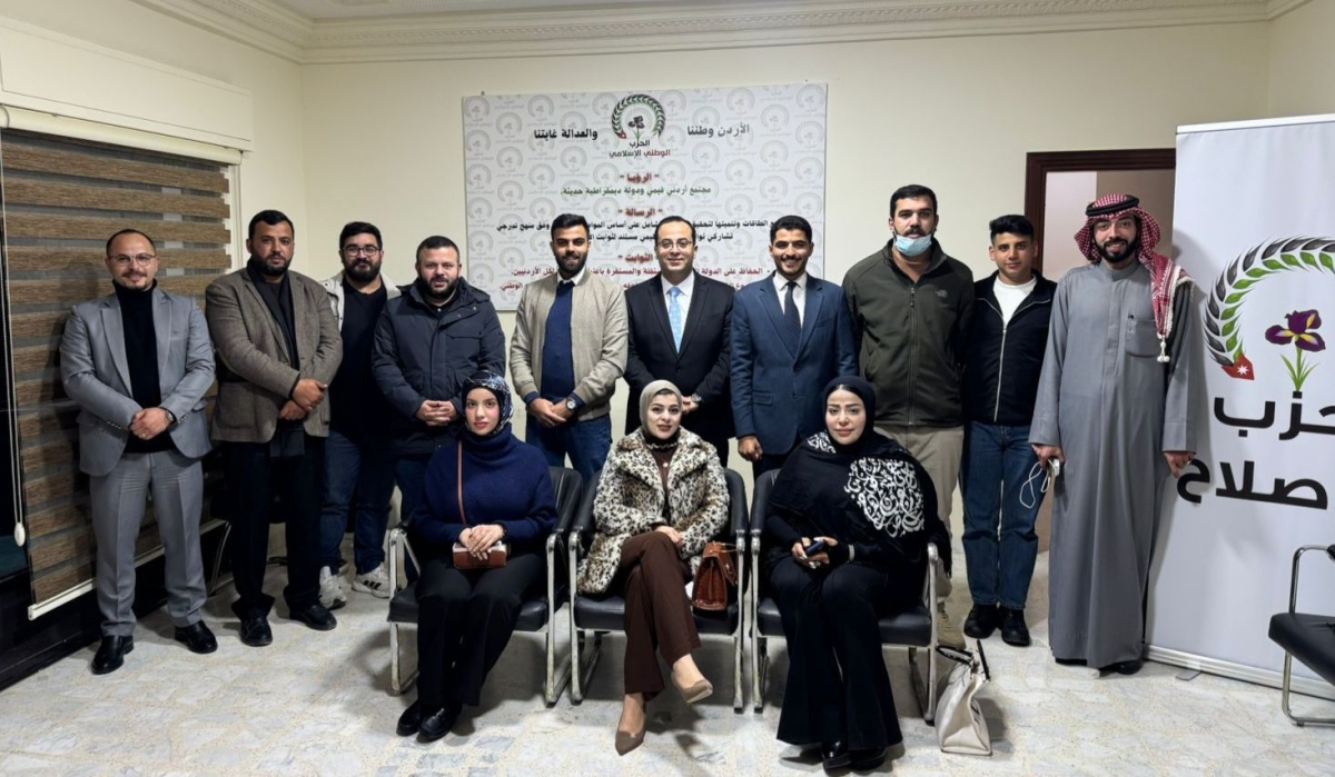 حزب الإصلاح يشكل لجنة متخصصة لتعزيز حضوره في الجامعات وتمكين الطلبة سياسيا