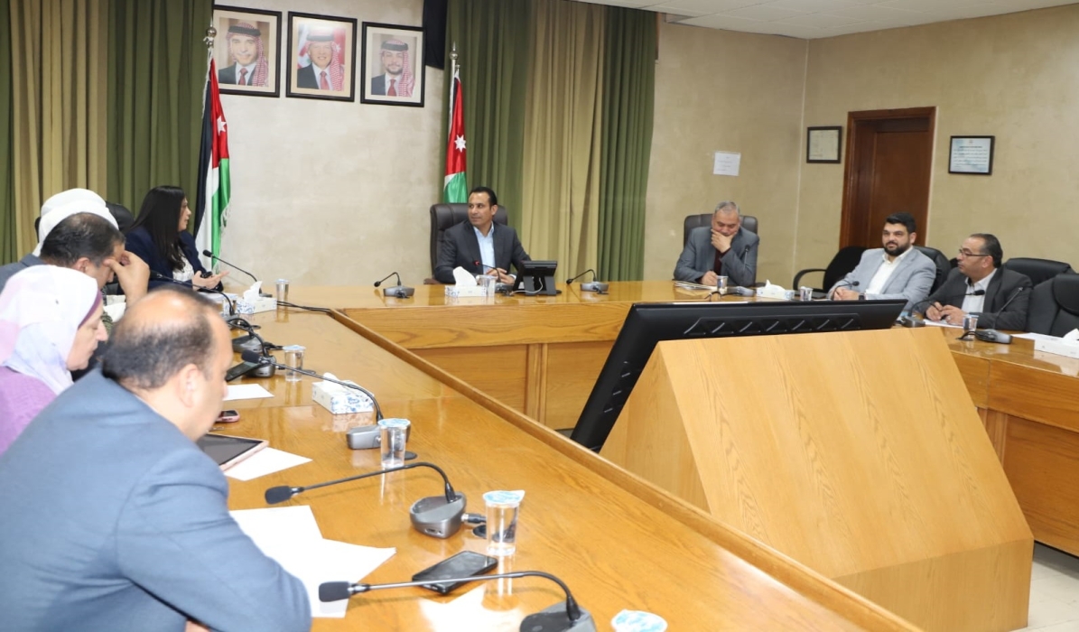 التربية والتعليم تؤكد حرصها على توفير البيئة الصحية في المدارس