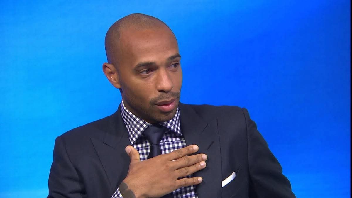 هنري يفسر تراجع أداء محمد صلاح: مركز اللعب غير مناسب