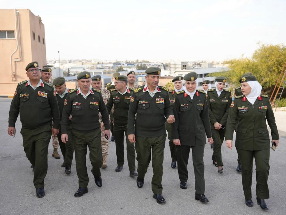 مدير عام الخدمات الطبية الملكية يتفقد قيادة المستودعات الطبية الرئيسية…صور
