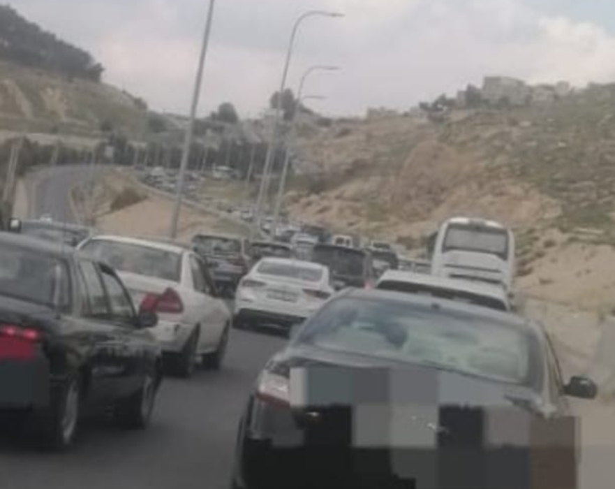 جسر سلحوب يشهد ازمة مرورية خانقة