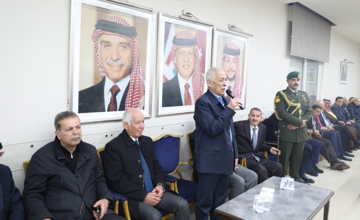 مندوبا عن الملك وولي العهد...العيسوي يعزي عشيرتي الرقاد والمعايطة