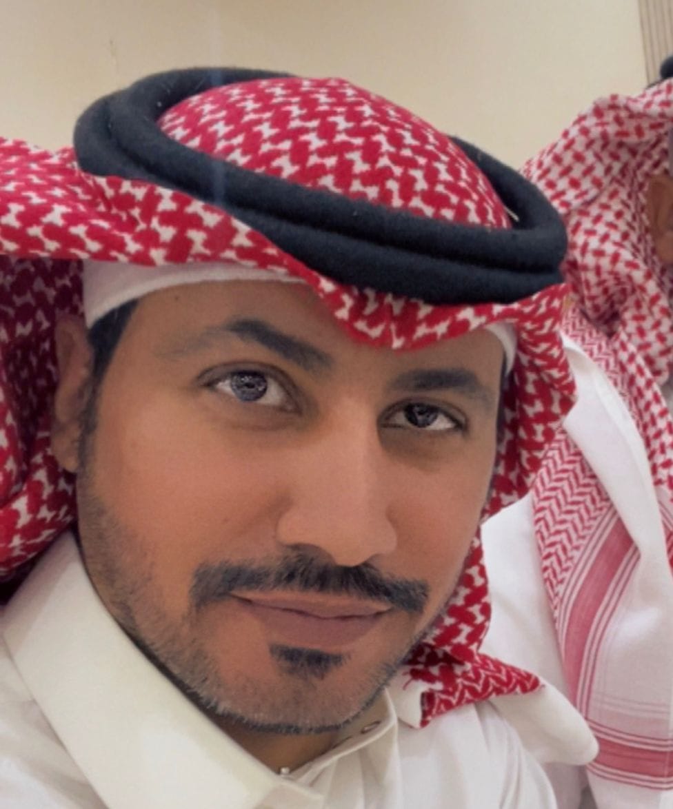 طلال الفديد.. صوت التوعية في عالم السوشيال ميديا