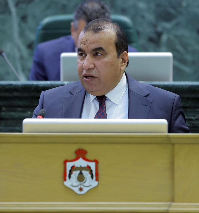 النائب إبراهيم فنخير الجبور يتبنى مذكرة لزيادة وظائف أبناء المتقاعدين العسكريين...وثيقة