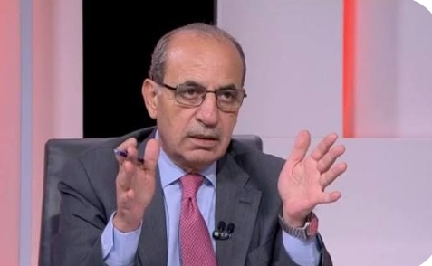 وزير الإدارة المحلية: يوم العلم وقفة اعتزاز براية تختزل مسيرة المجد