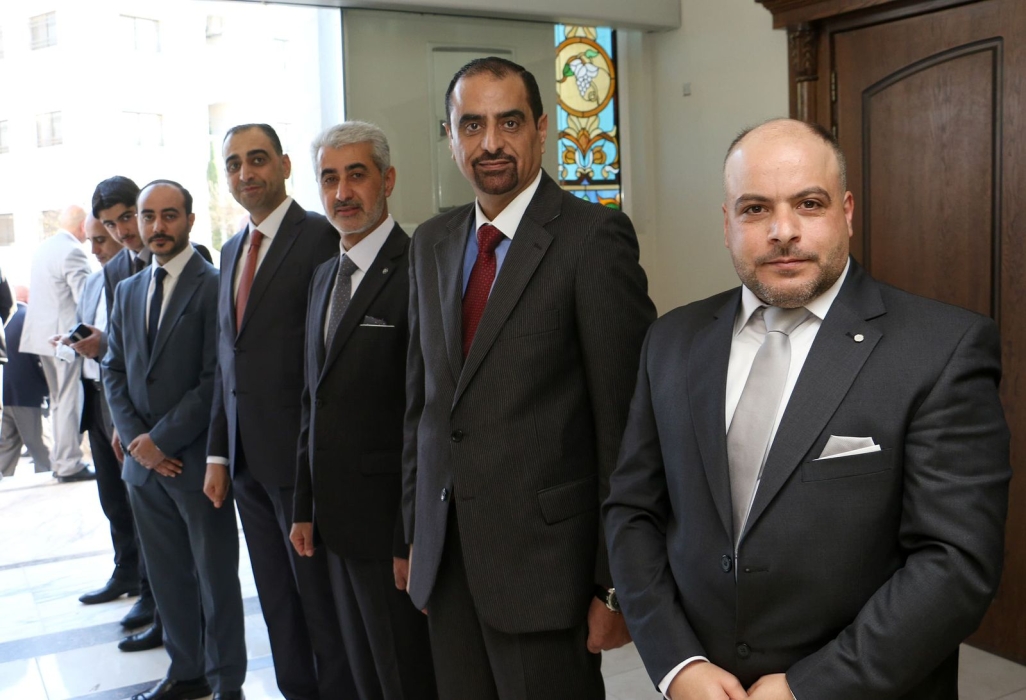 الغبابشة والشوبكي أنسباء  الخلفات طلب والشوبكي أعطى...صور