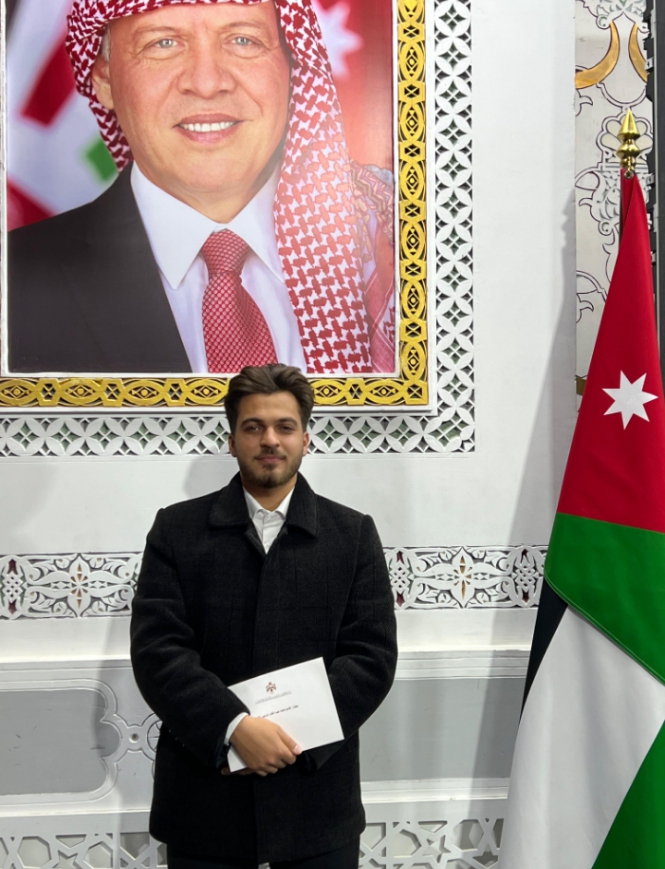 الزعبي يكتب : يوم العلم الأردني لحظة وطن تتجسد فيها الوحدة ودور الشباب في البناء
