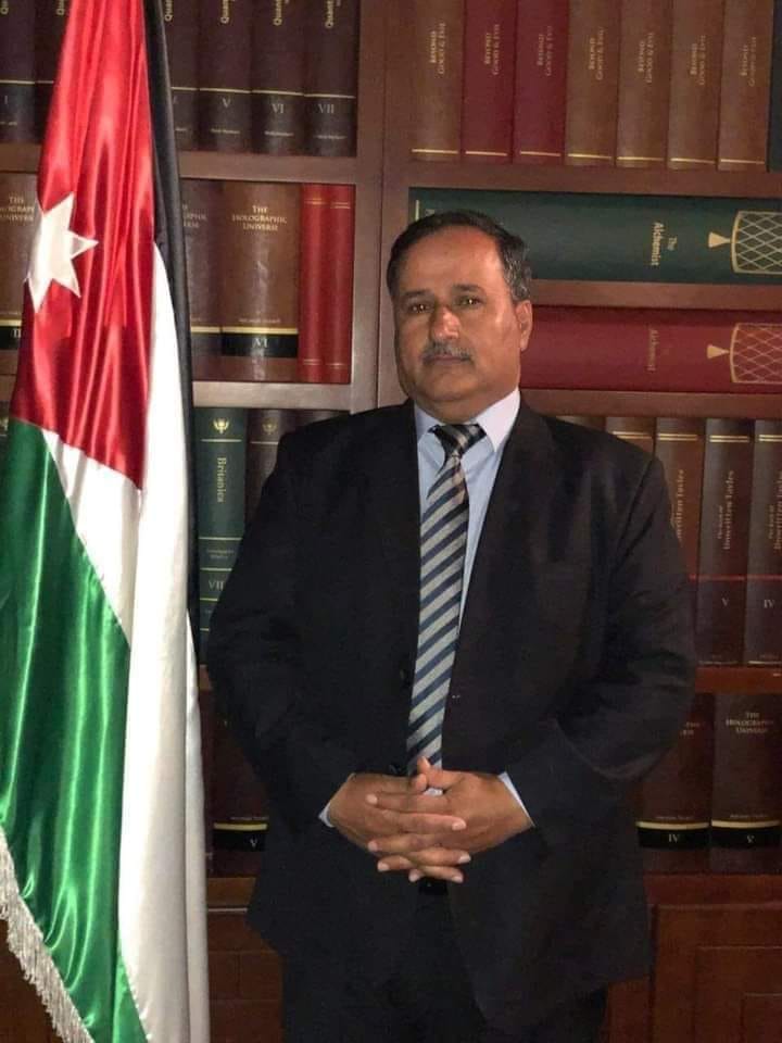 السرحان يكتب في يوم العلم