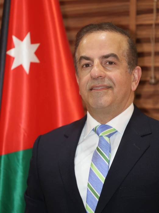 الطيب يكتب في يوم العلم،