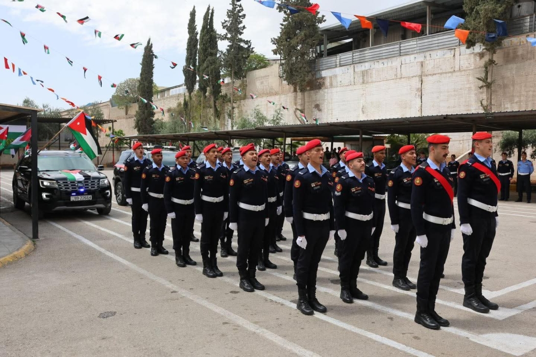 قيادة وحدة انضباط الأمن العام تحتفل بيوم العلم...صور