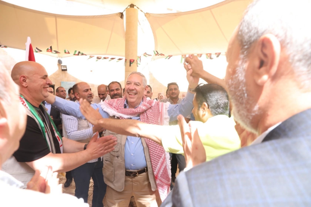 سلطة العقبة الاقتصادية تحتفي بيوم العلم الأردني وتؤكد معاني الوحدة والولاء....صور