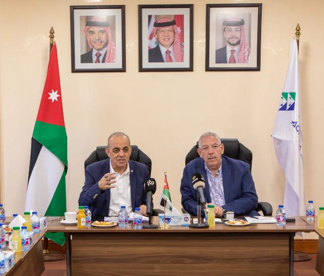 وزير السياحة والآثار يعقد اجتماعاً مع ممثلي القطاع السياحي في العقبة