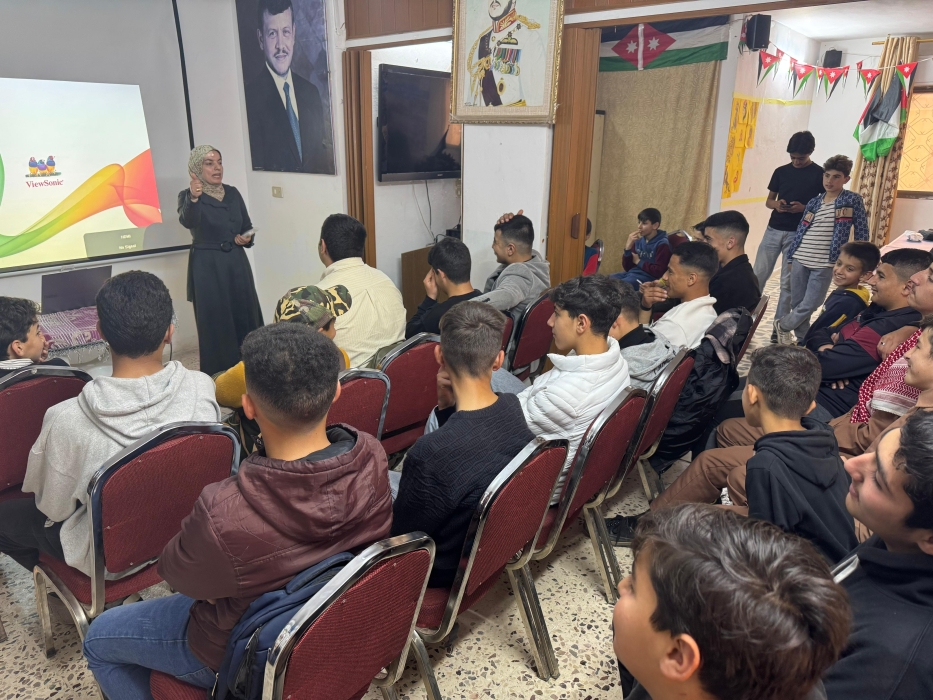ورشة حول حماية المعلومات على الهاتف الشخصي في صخرة ـ صور