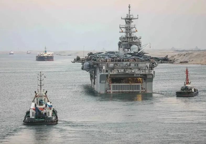 البحرية الأمريكية تسيطر على سفينة شحن إيرانية حاولت اختراق الحصار البحري