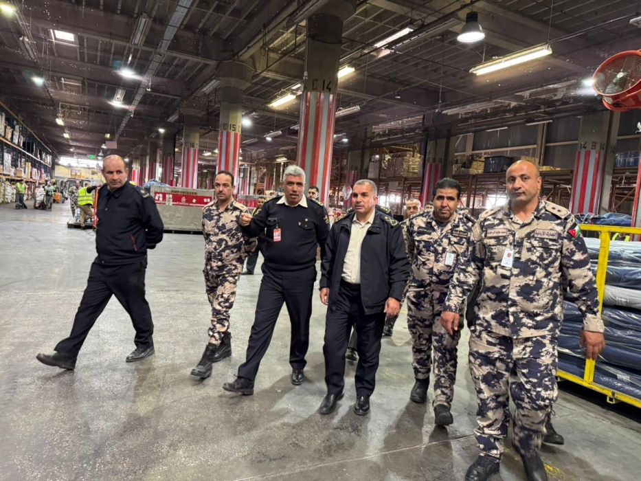 العكاليك يثمن جهود العاملين في مطار التخليص ويؤكد جاهزية المركز للتعامل مع حركة الترانزيت