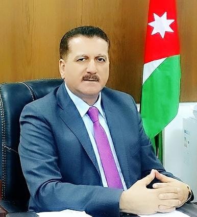 المومني يكتب العَلَمُ رَمْزُ الوَطَنِ... الحاضِرُ فينا