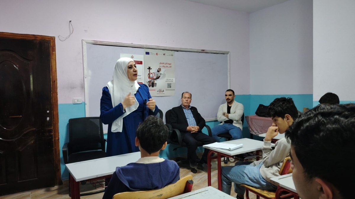 لجنة المجتمع المحلي في مركز صحي جرش الشامل تطلق حملة توعوية لمكافحة التدخين بين الطلبة صور