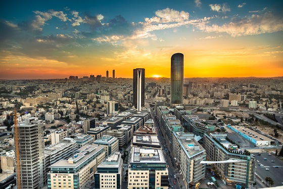 خيارات سكنية فاخرة: جولة في أفضل شقق الإيجار المفروشة في عمان