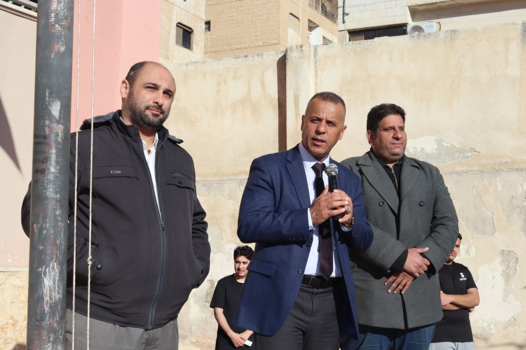 الهديرس يتفقد مدرستي رشيد طليع الثانوية والأساسية للبنين..صور