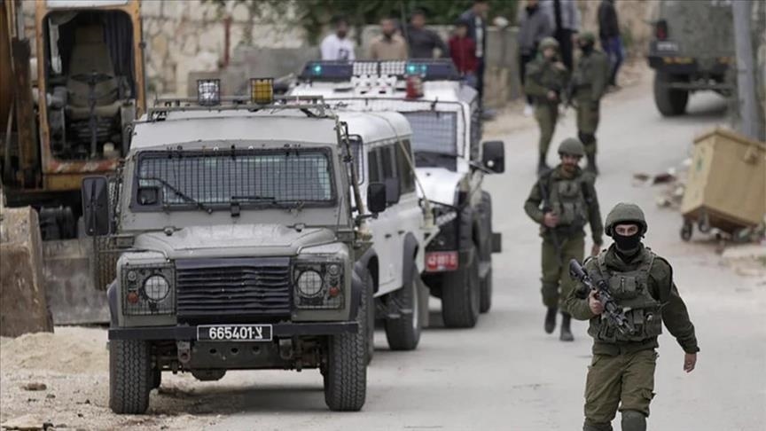 استشهاد فلسطيني برصاص مستوطنين متطرفين في شرق رام الله