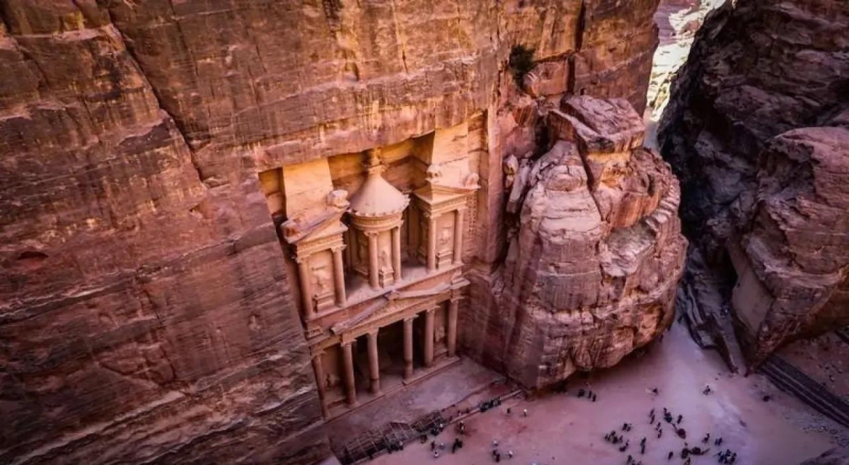 فعاليات سياحية تطالب بخطة طوارئ لإنقاذ القطاع السياحي في البترا