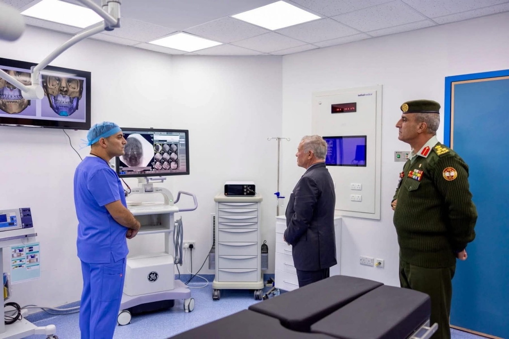 ترقية الدكتور حمزه نواف الخوالدة إلى رتبة مستشار في جراحة الوجه والفكين