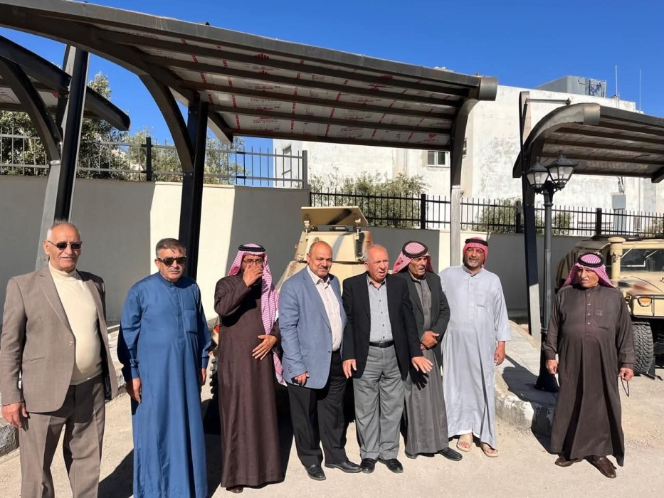 وفد من مرتادي نادي المتقاعدين العسكريين الكرك يزور متحف المشير حابس المجالي
