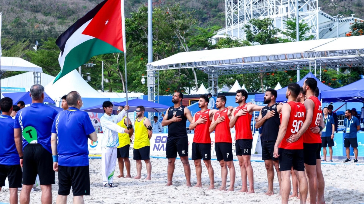 فوز وخسارة للمنتخب الوطني في منافسات كرة اليد الشاطئية بدورة سانيا