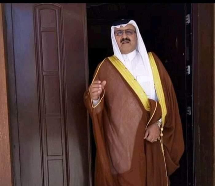 من يختصر الدور في صورة لا يرى الحقيقة مستشار العشائر في قلب الميدان
